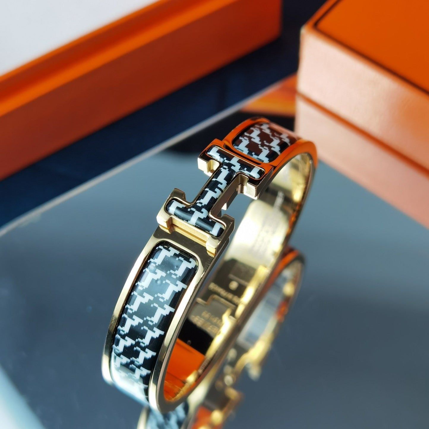 [Amore]H HORSE BRACELET 12MM