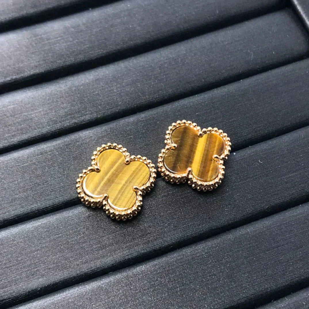 [Amore]CLOVER MEDIUM 1 MOTIFS TIGER EYE EARRINGS
