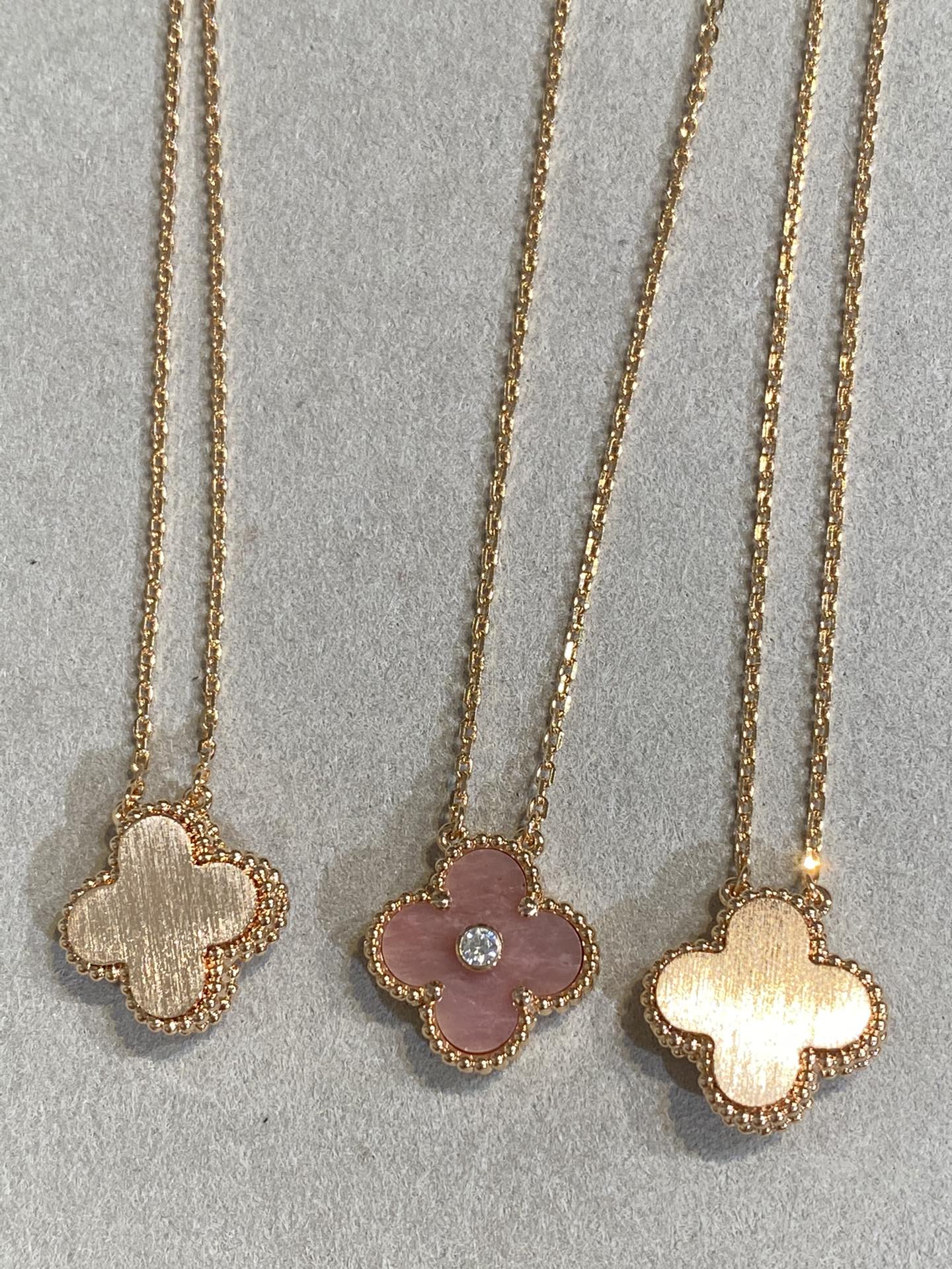 [Amore]CLOVER 15MM DIAMOND RHODONITE NECKLACE