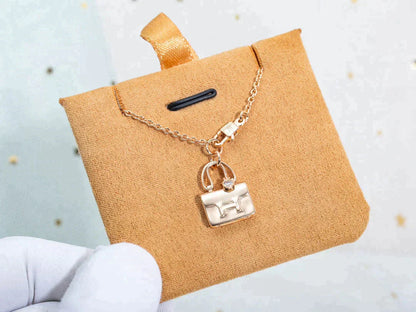 [Amore]AMULETTE PEDANT ROSE GOLD NECKLACE