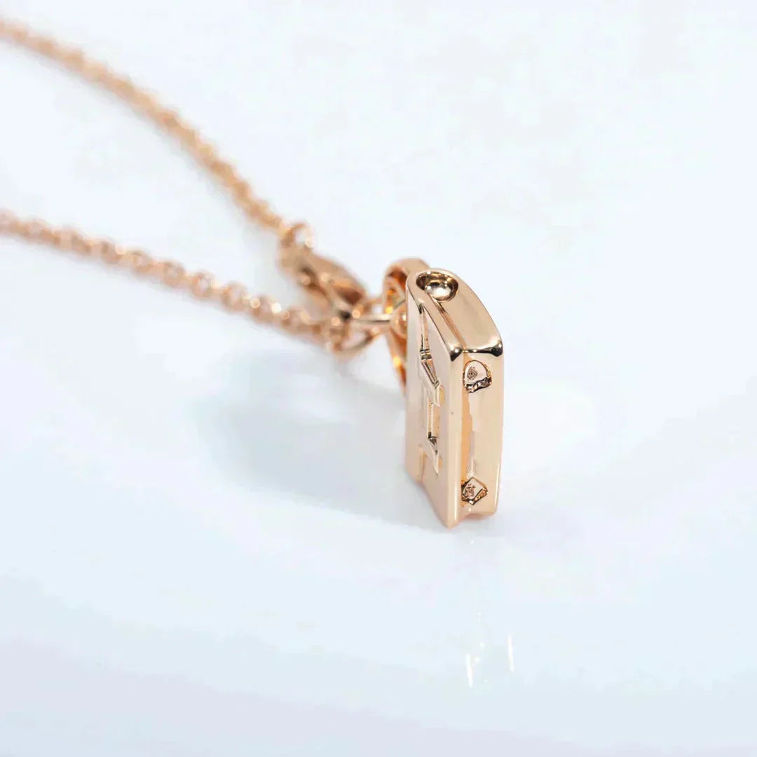 [Amore]AMULETTE PEDANT ROSE GOLD NECKLACE