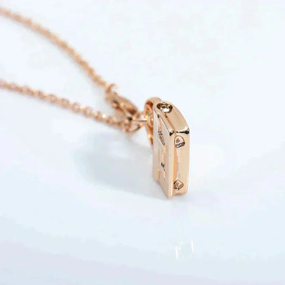 [Amore]AMULETTE PEDANT ROSE GOLD NECKLACE