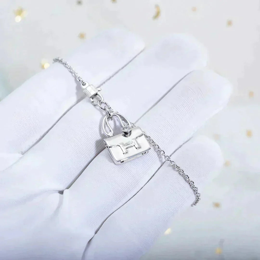 [Amore]AMULETTE PEDANT SILVER NECKLACE