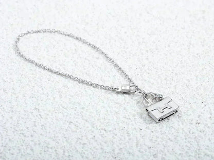 [Amore]AMULETTE PEDANT SILVER NECKLACE