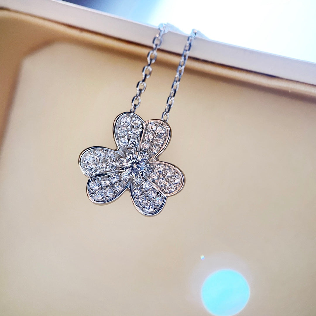 [Amore]CLOVER DIAMOND NECKLACE SILVER