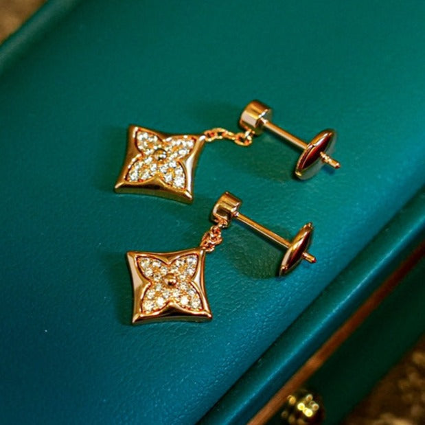 [Amore]STAR DIAMONDS EARRINGS GOLD