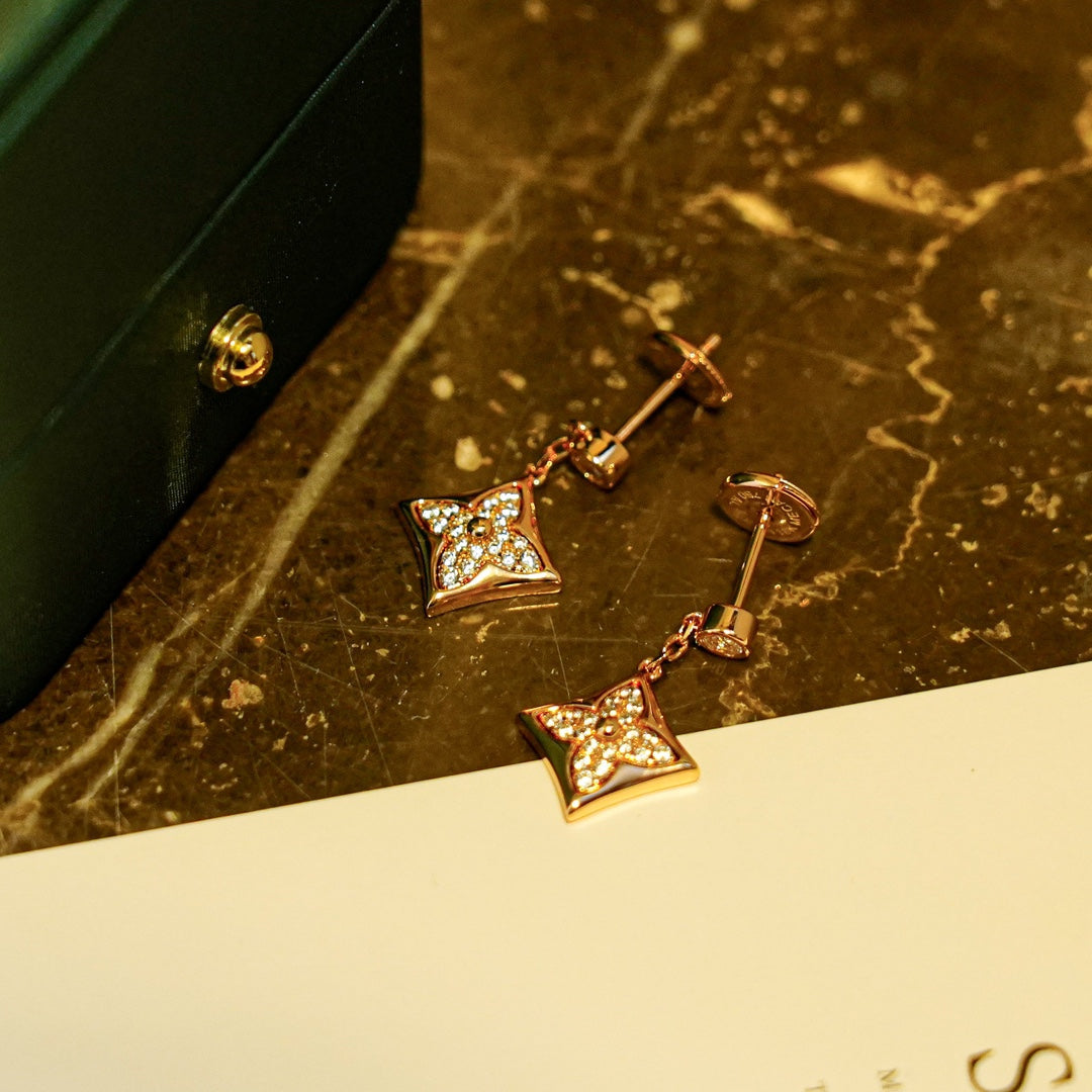 [Amore]STAR DIAMONDS EARRINGS GOLD