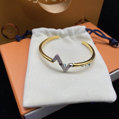 [Amore]VOLTE UPSITE DOWN DIAMOND GOLD OPEN BRACELET