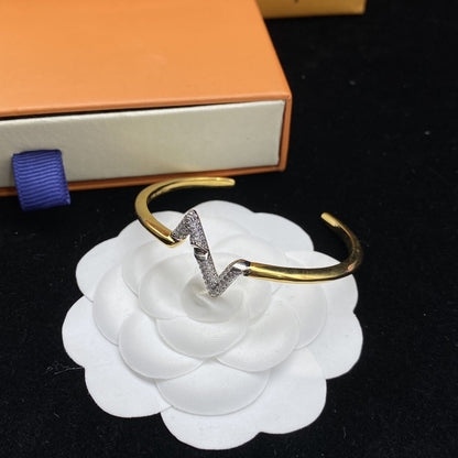 [Amore]VOLTE UPSITE DOWN DIAMOND GOLD OPEN BRACELET