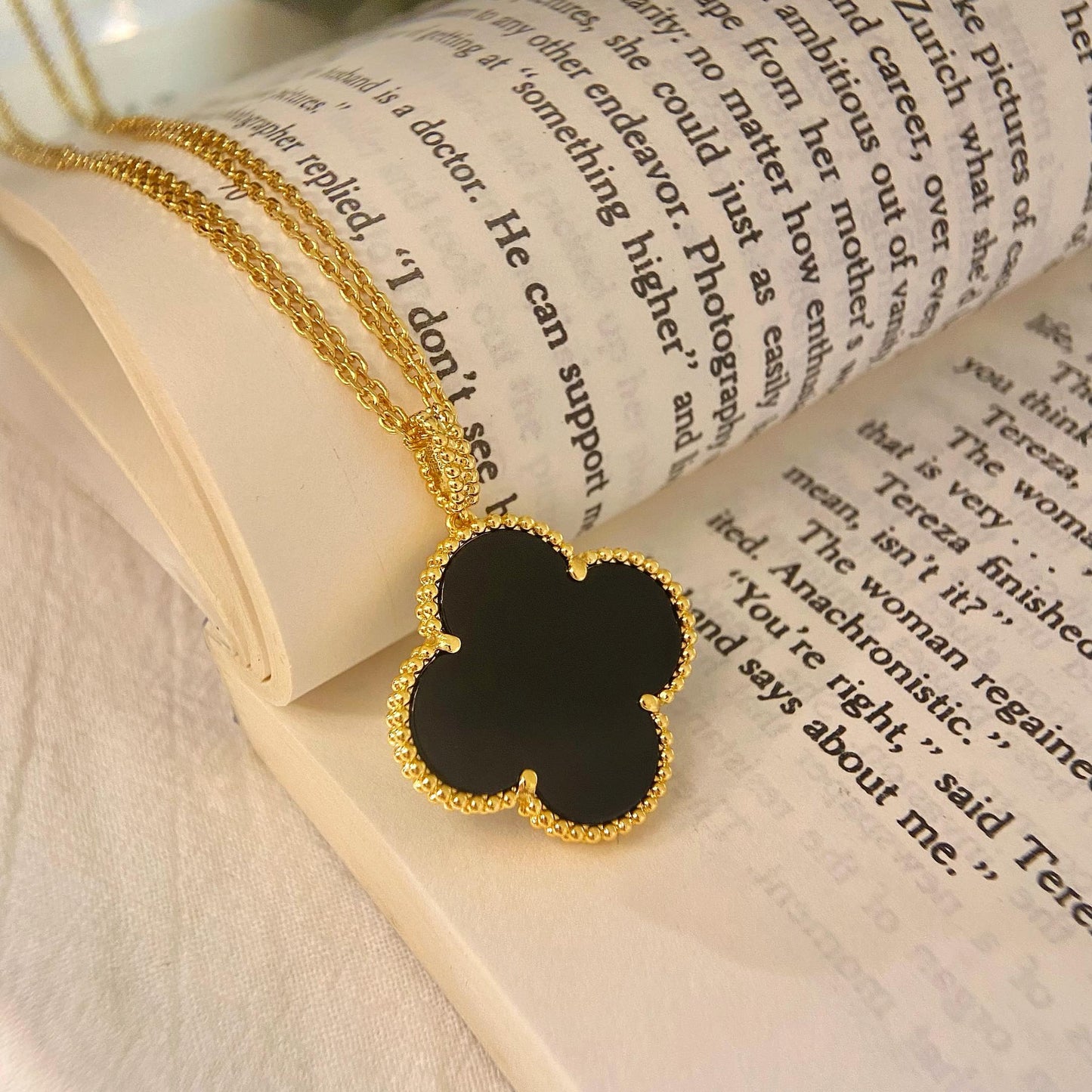 [Amore]CLOVER 25MM NECKLACE GOLD ONYX