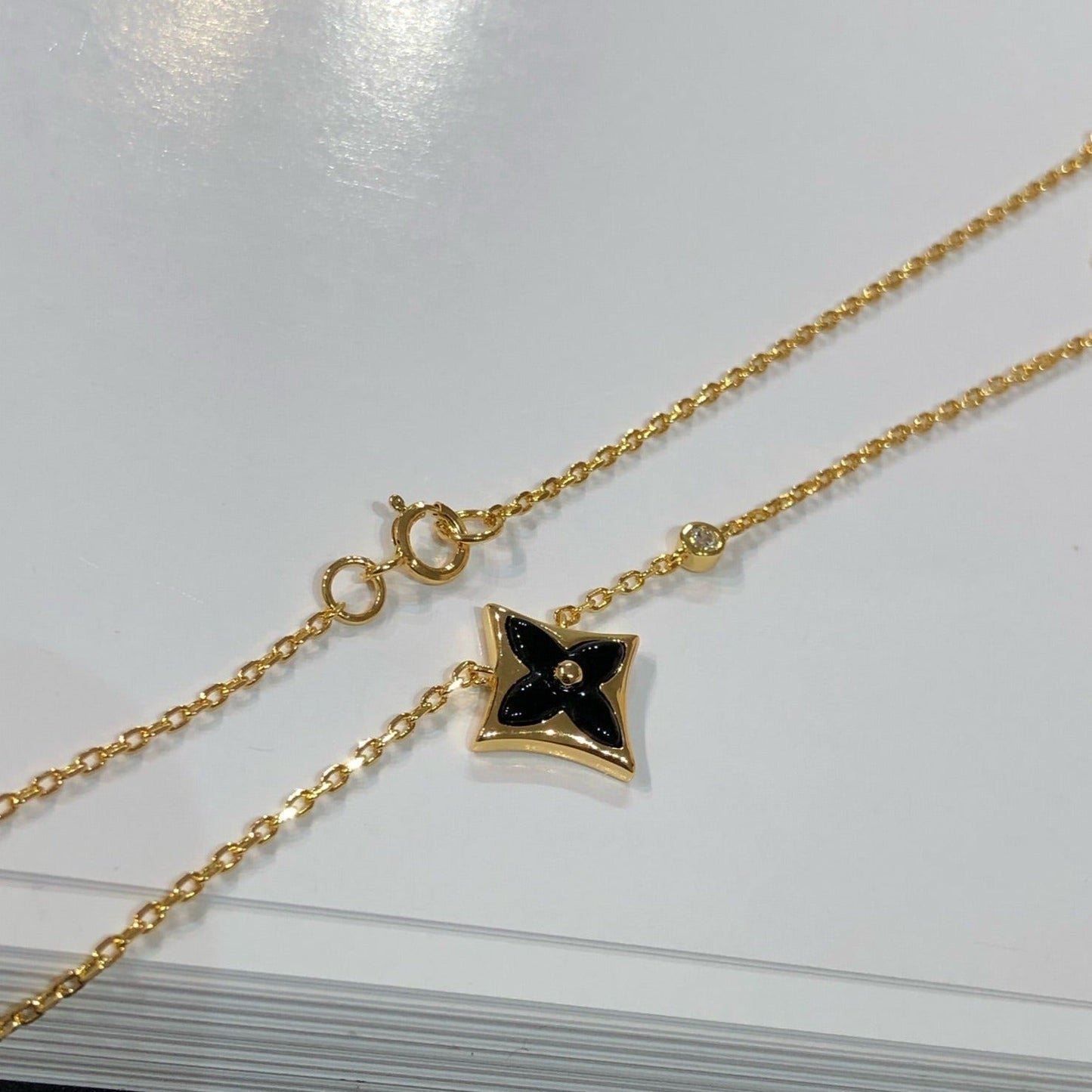 [Amore]STAR BLACK MOP NECKLACE