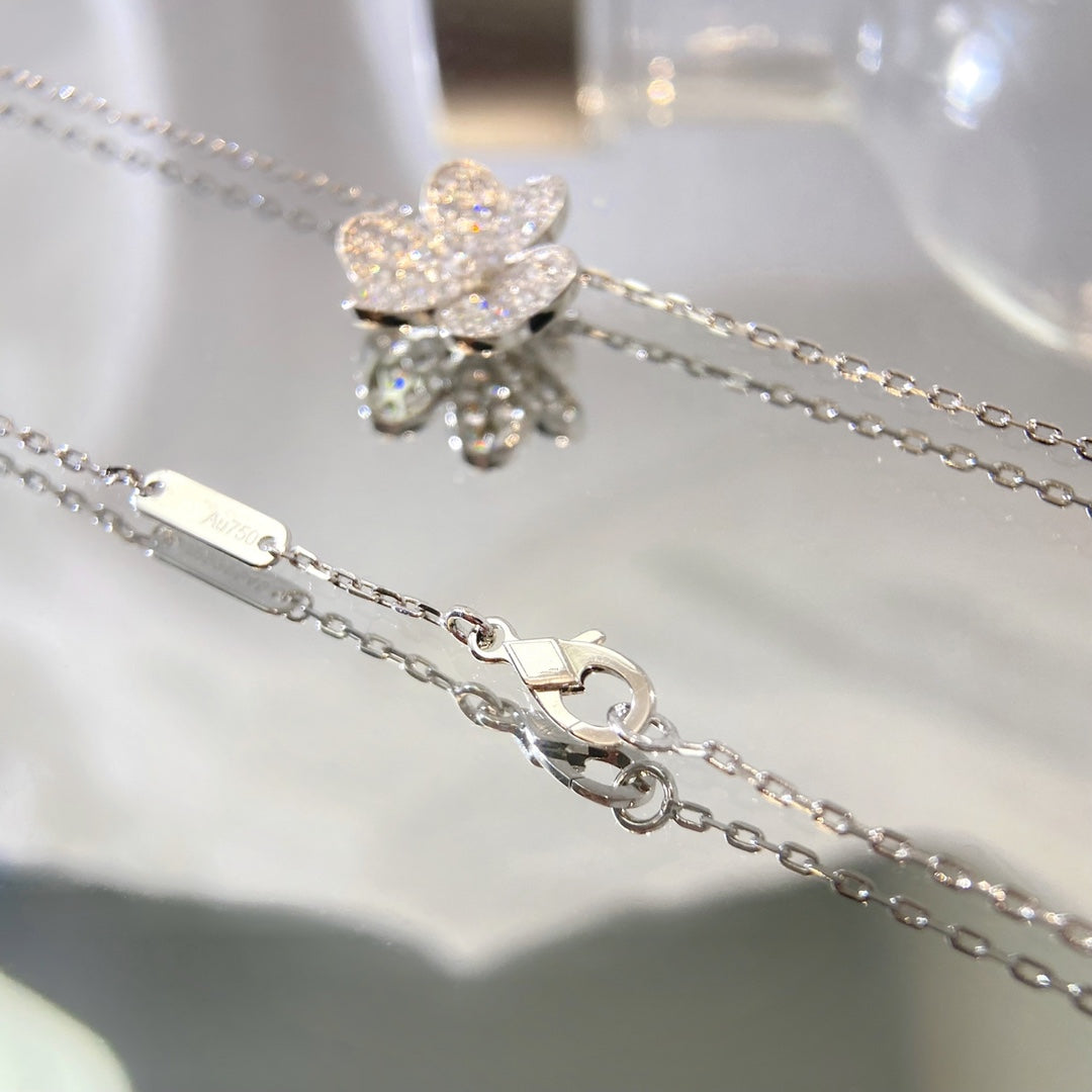[Amore]FLOWER DIAMOND NECKLACE