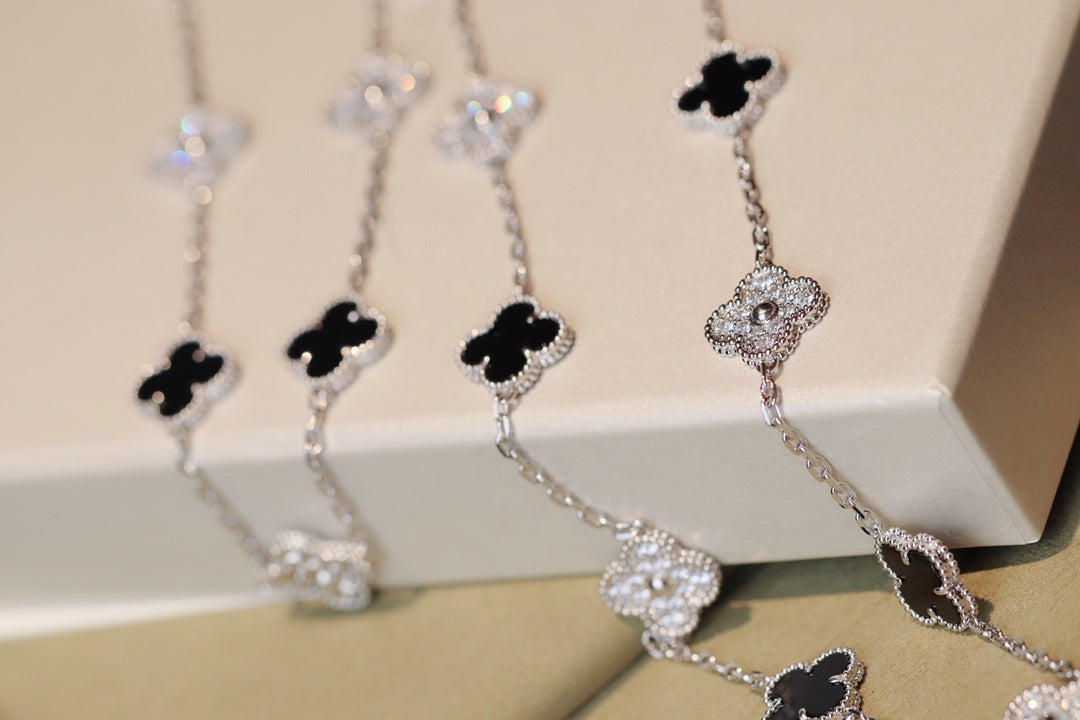 [Amore]CLOVER 20 MOTIFS ONYX DIAMOND SILVER