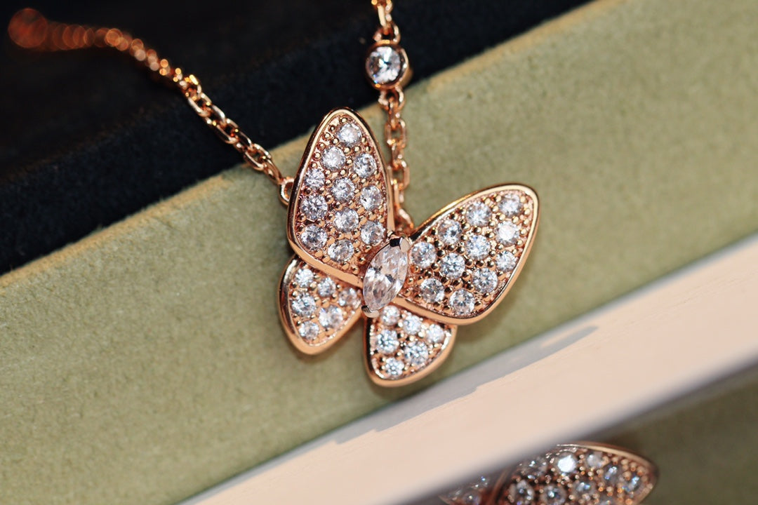[Amore]BUTTERFLY DIAMOND NECKLACE