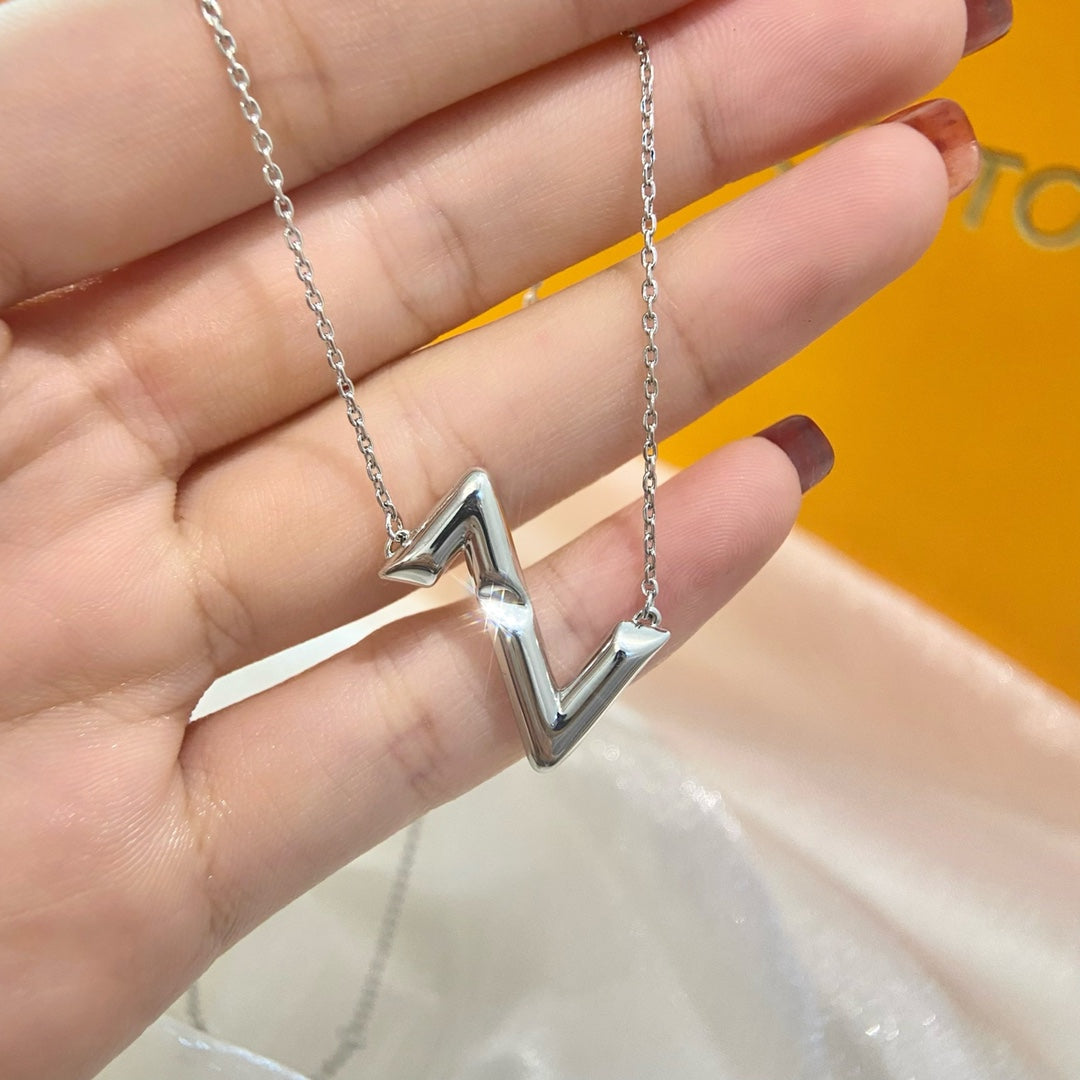 [Amore]VOLTE UPSIDE DOWN NECKLACE
