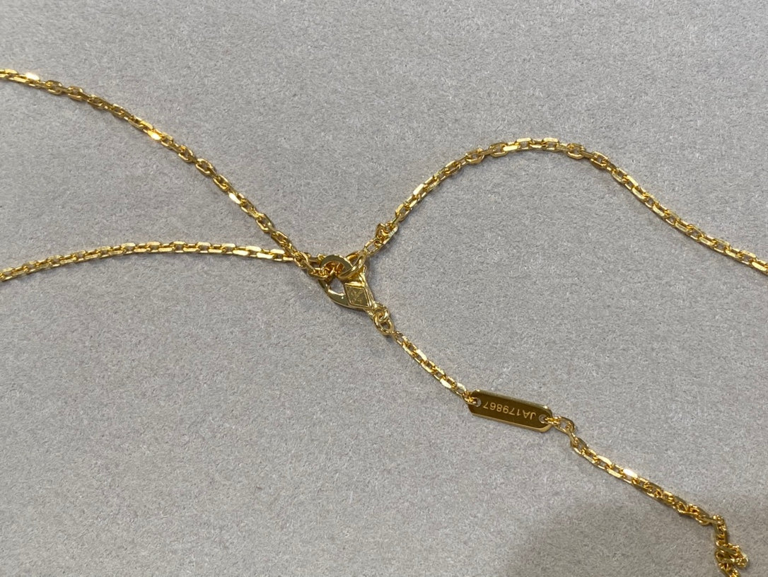 [Amore]CLOVER 25MM NECKLACE GOLD CARNELIAN