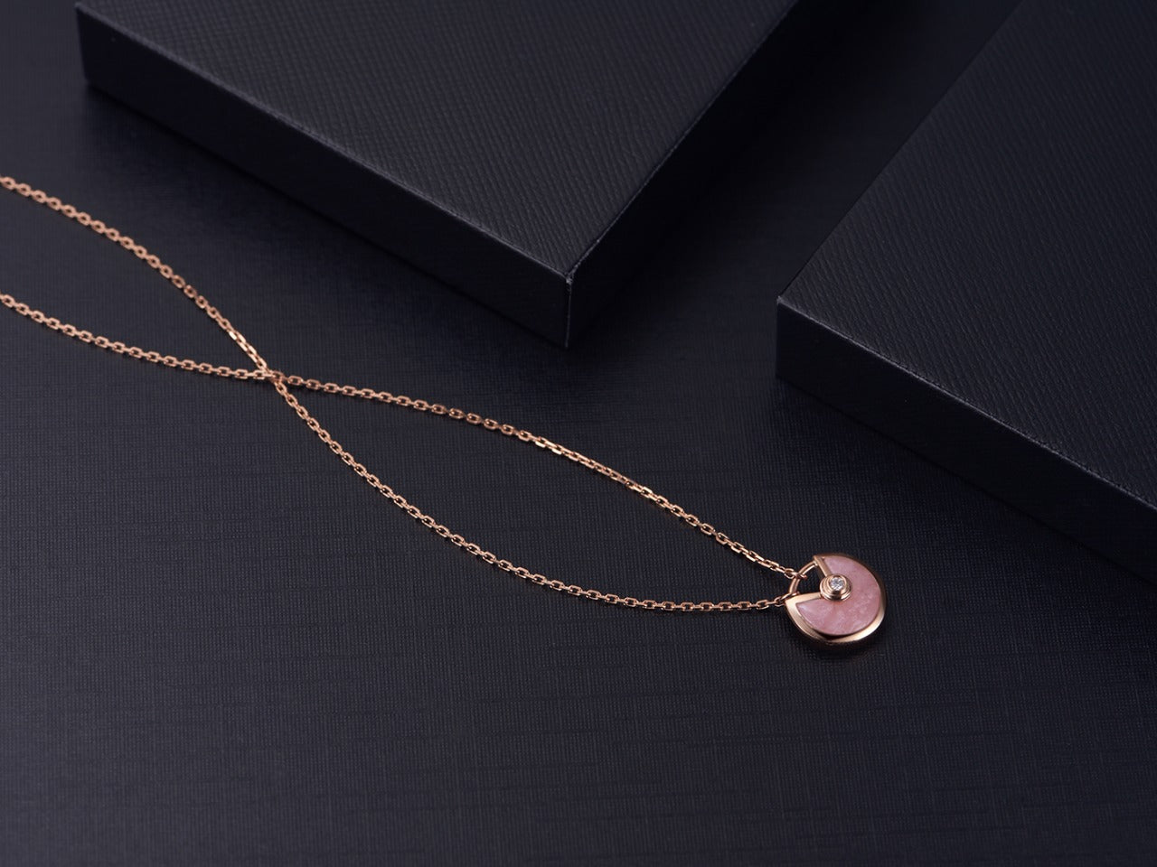 [Amore]AMULETTE ROSE GOLD PINK MOP NECKLACE