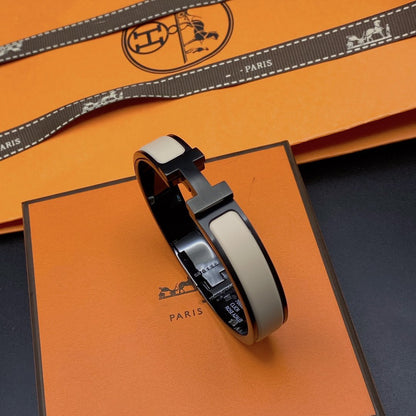 [Amore]H BRACELET 12MM BLACK BEIGE CERAMIC