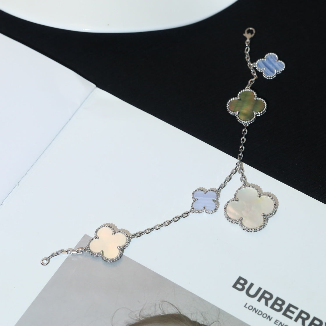 [Amore]CLOVER BRACELET 5 MOTIFS MOP CHALCEDONY SILVER