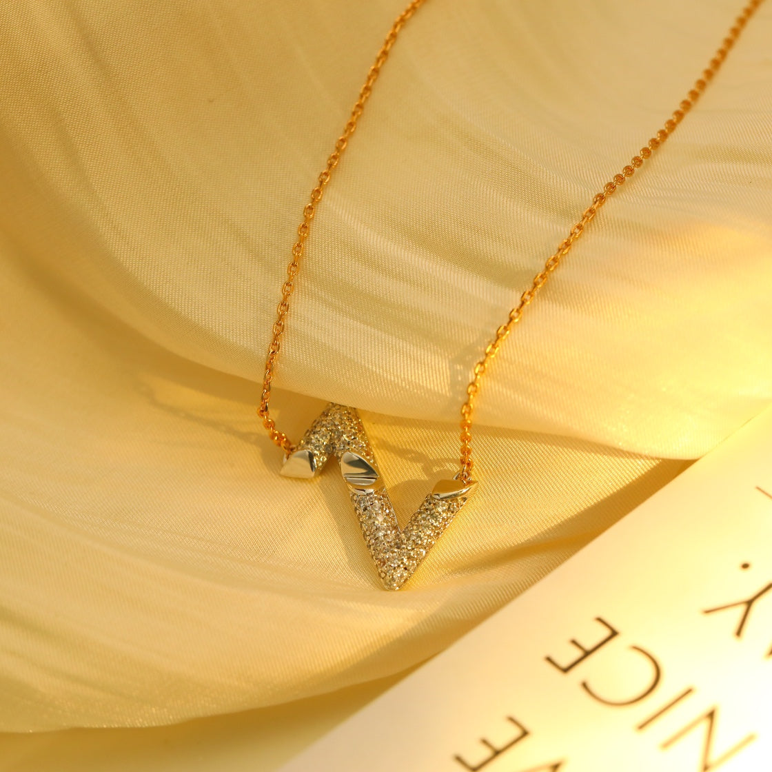[Amore]VOLT SILVER DIAMOND PEDANT NECKLACE