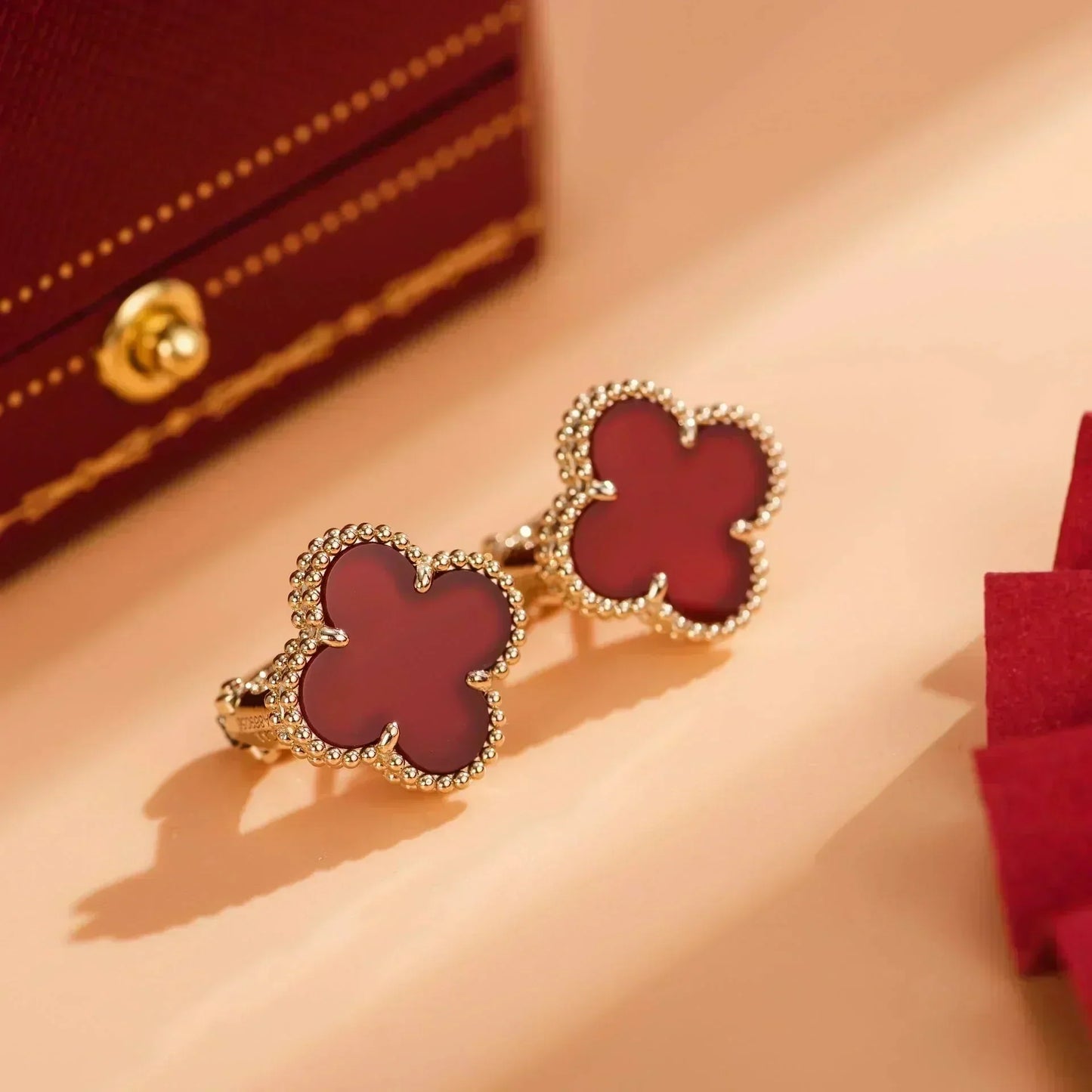 [Amore]CLOVER MEDIUM 1 MOTIFS CARNELIAN  EARRINGS