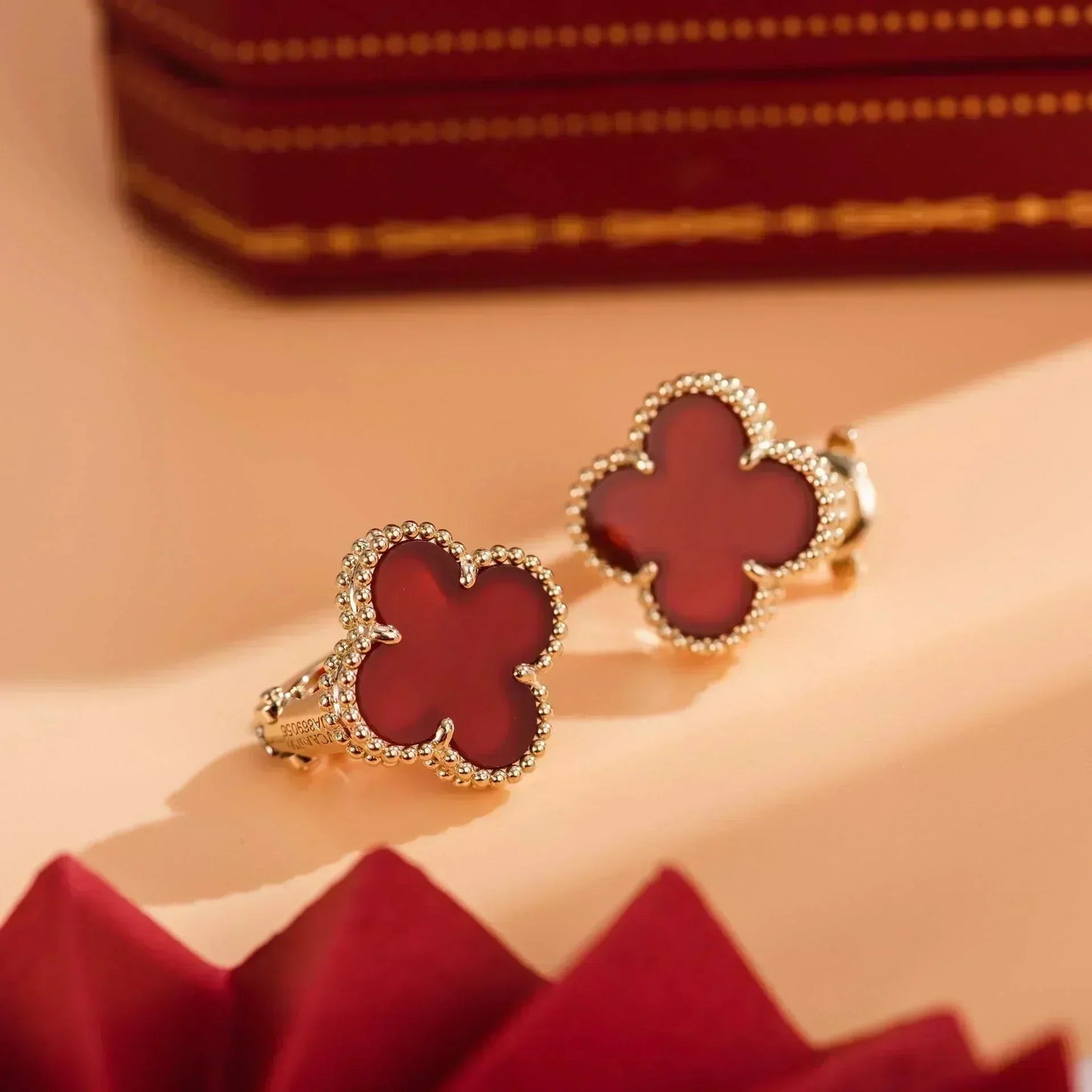 [Amore]CLOVER MEDIUM 1 MOTIFS CARNELIAN  EARRINGS