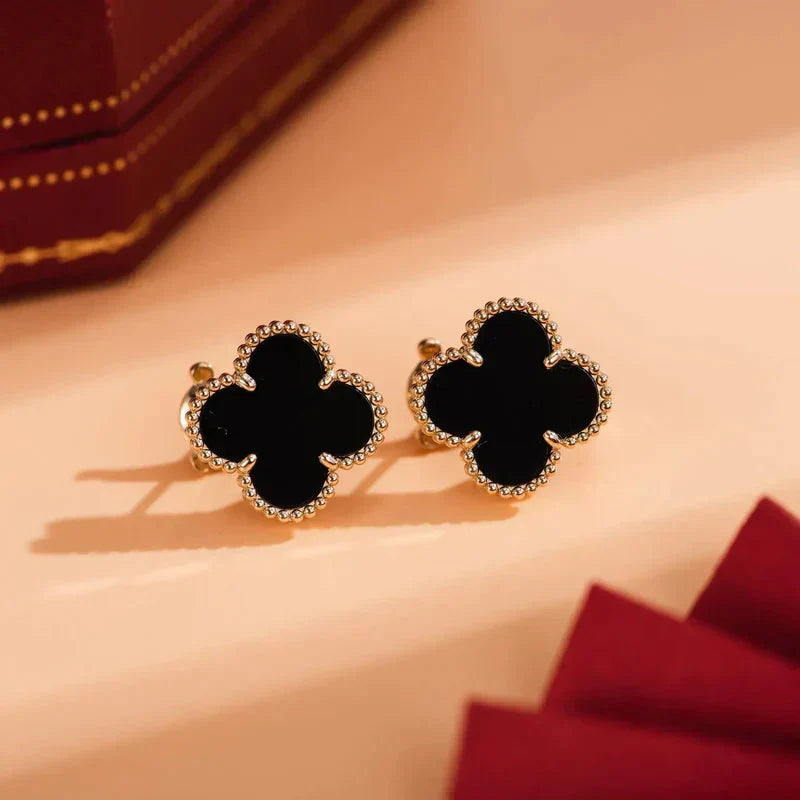 [Amore]CLOVER MEDIUM 1 MOTIFS  ONYX STUD EARRINGS