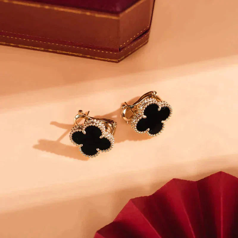 [Amore]CLOVER MEDIUM 1 MOTIFS  ONYX STUD EARRINGS