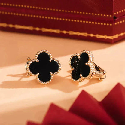 [Amore]CLOVER MEDIUM 1 MOTIFS  ONYX STUD EARRINGS