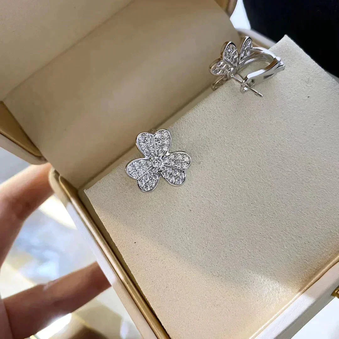 [Amore]CLOVER COMOS DIAMOND EARRINGS SILVER