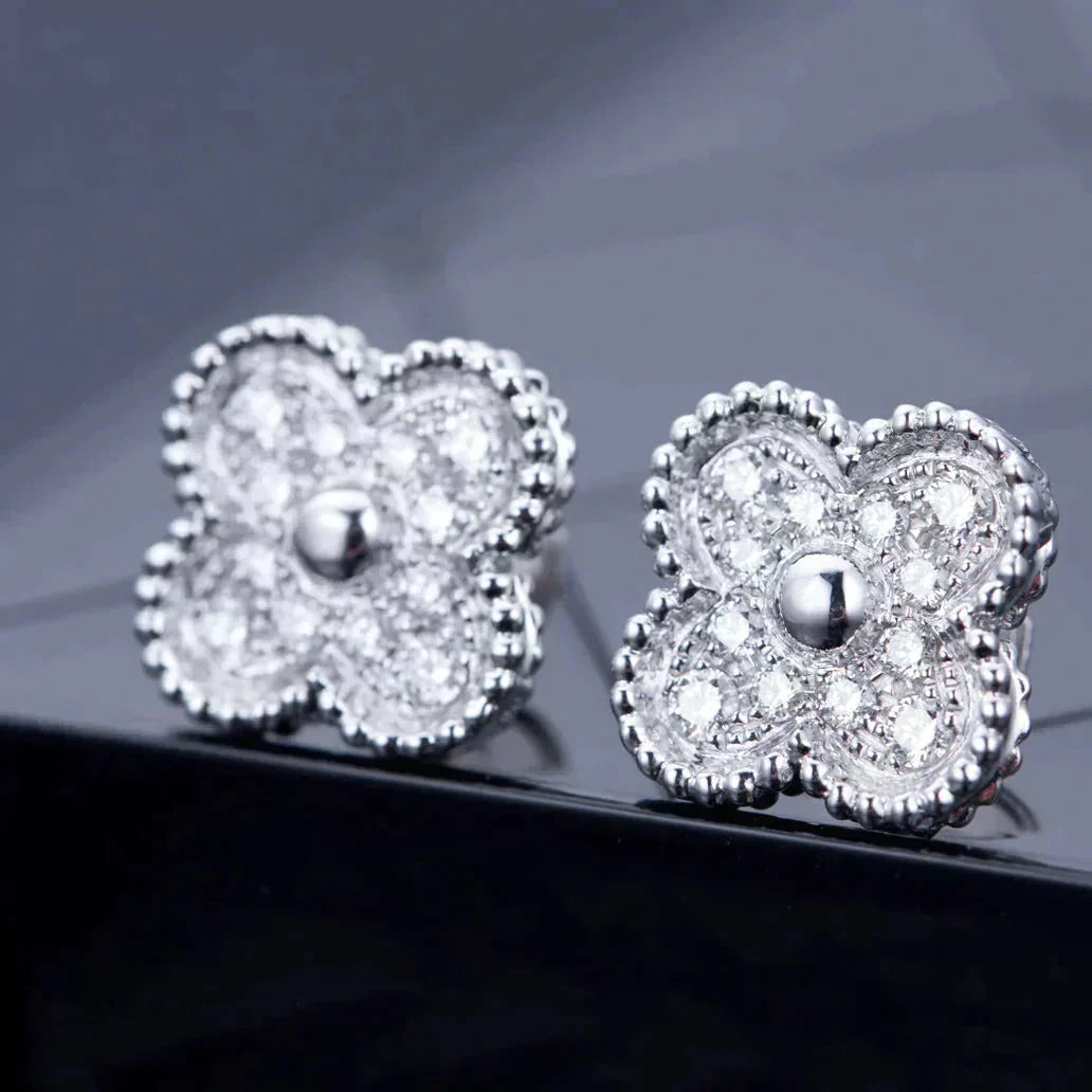 [Amore]CLOVER 1 MOTIFS DIAMOND STUD EARRINGS SILVER