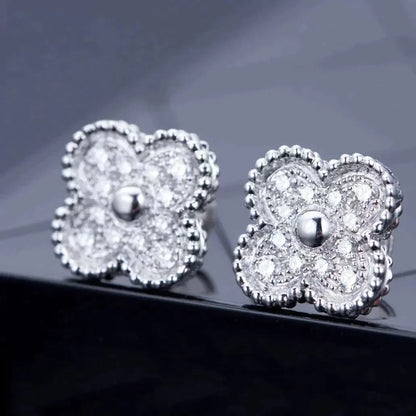 [Amore]CLOVER 1 MOTIFS DIAMOND STUD EARRINGS SILVER