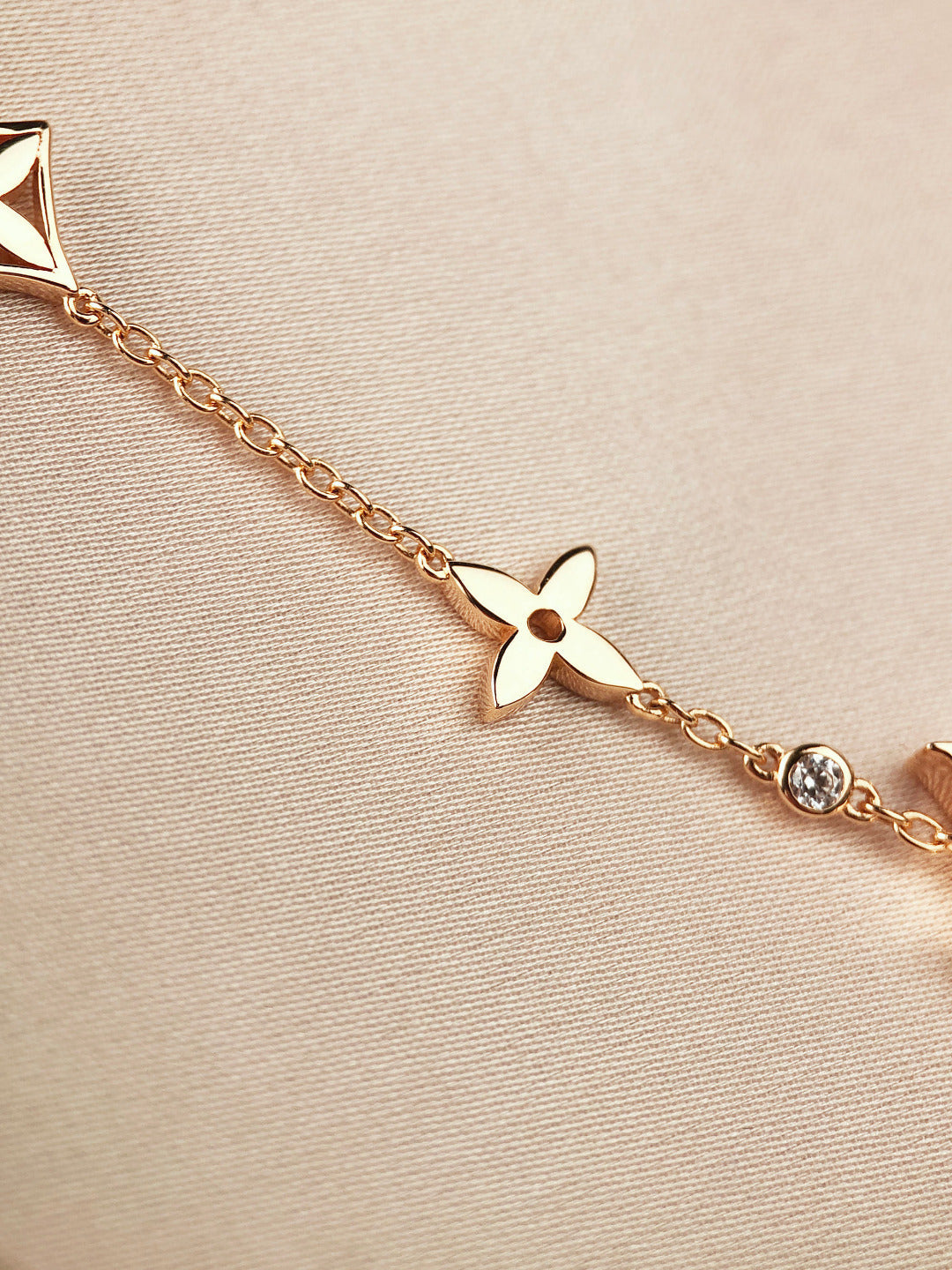[Amore]STAR AND SUN 7 MOTIFS GOLD BRACELET