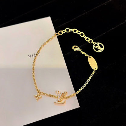[Amore]LOGO STAR MOTIF GOLD BRACELET
