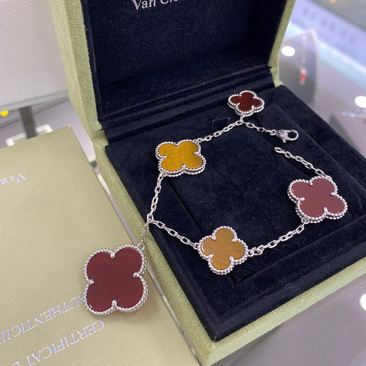 [Amore]CLOVER 5 MOTIFS SIVLER CARNELIAN TIGER EYE BRACELET