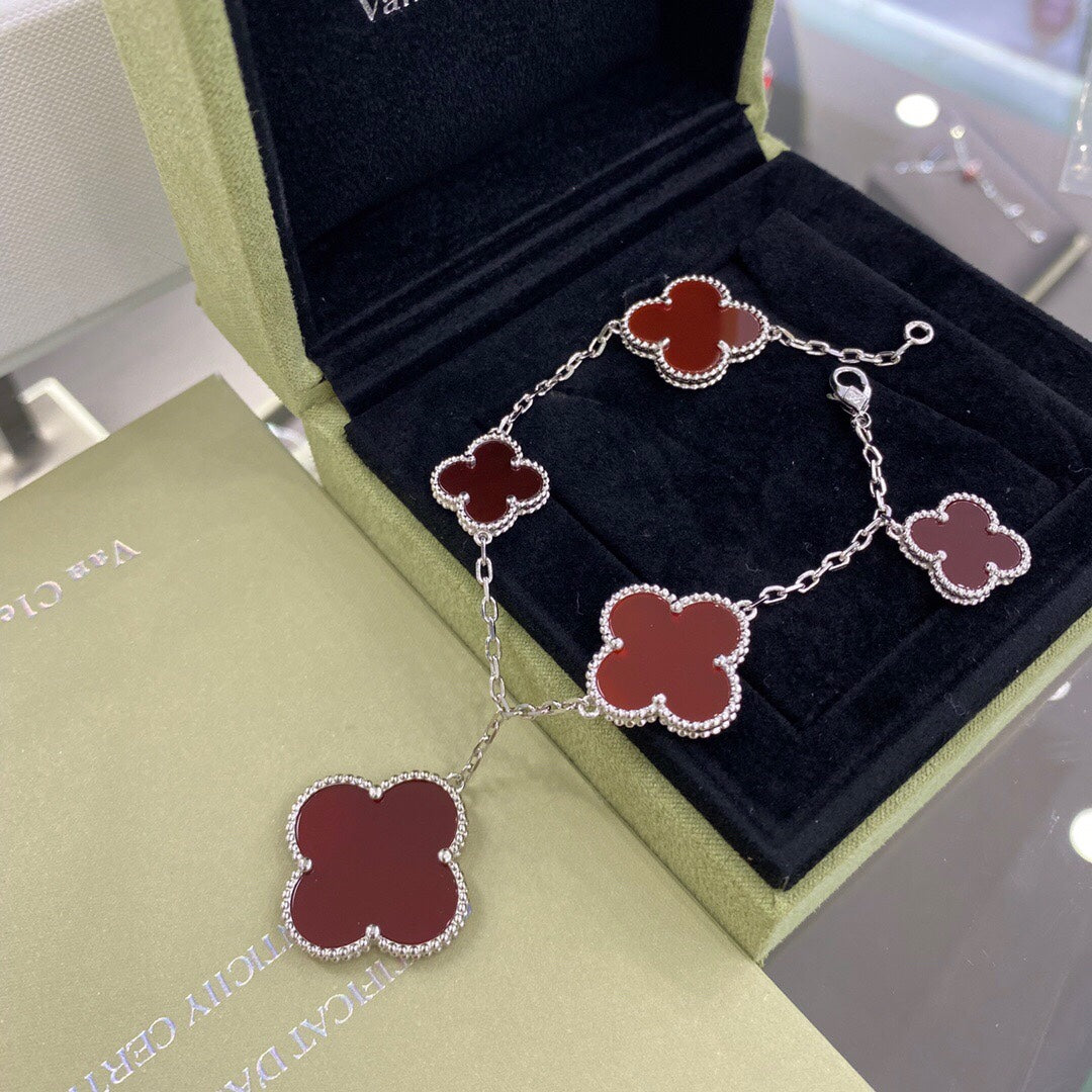 [Amore]CLOVER 5 MOTIFS SIVLER CARNELIAN BRACELET