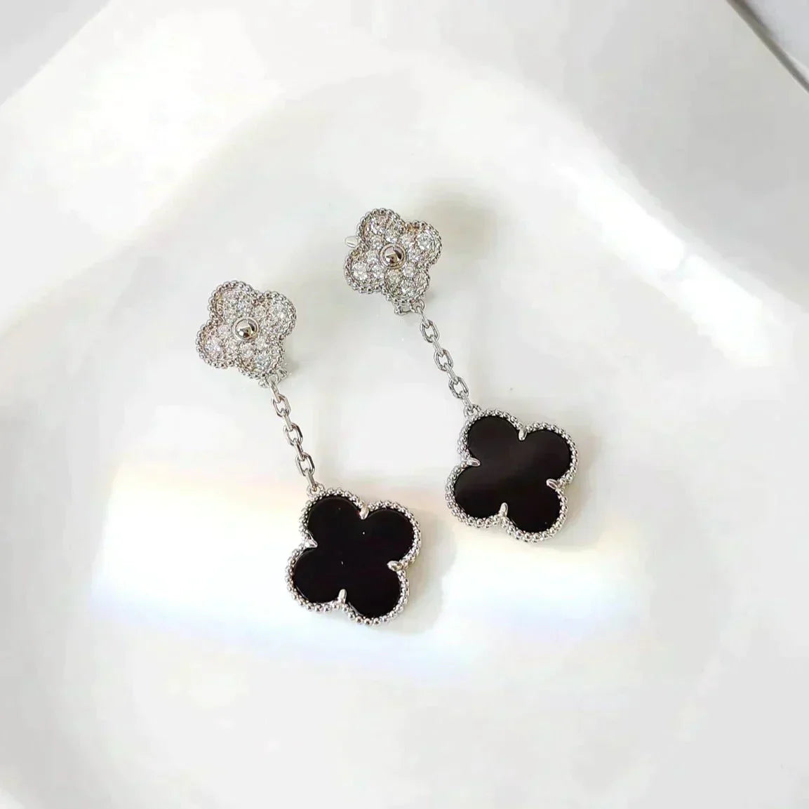 [Amore]CLOVER 2 MOTIFS  DIAMOND ONYX EARRINGS SILVER