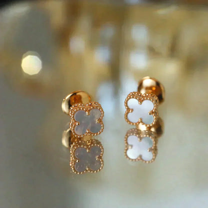 [Amore]CLOVER MINI 9.5MM WHITE MOP EARRINGS