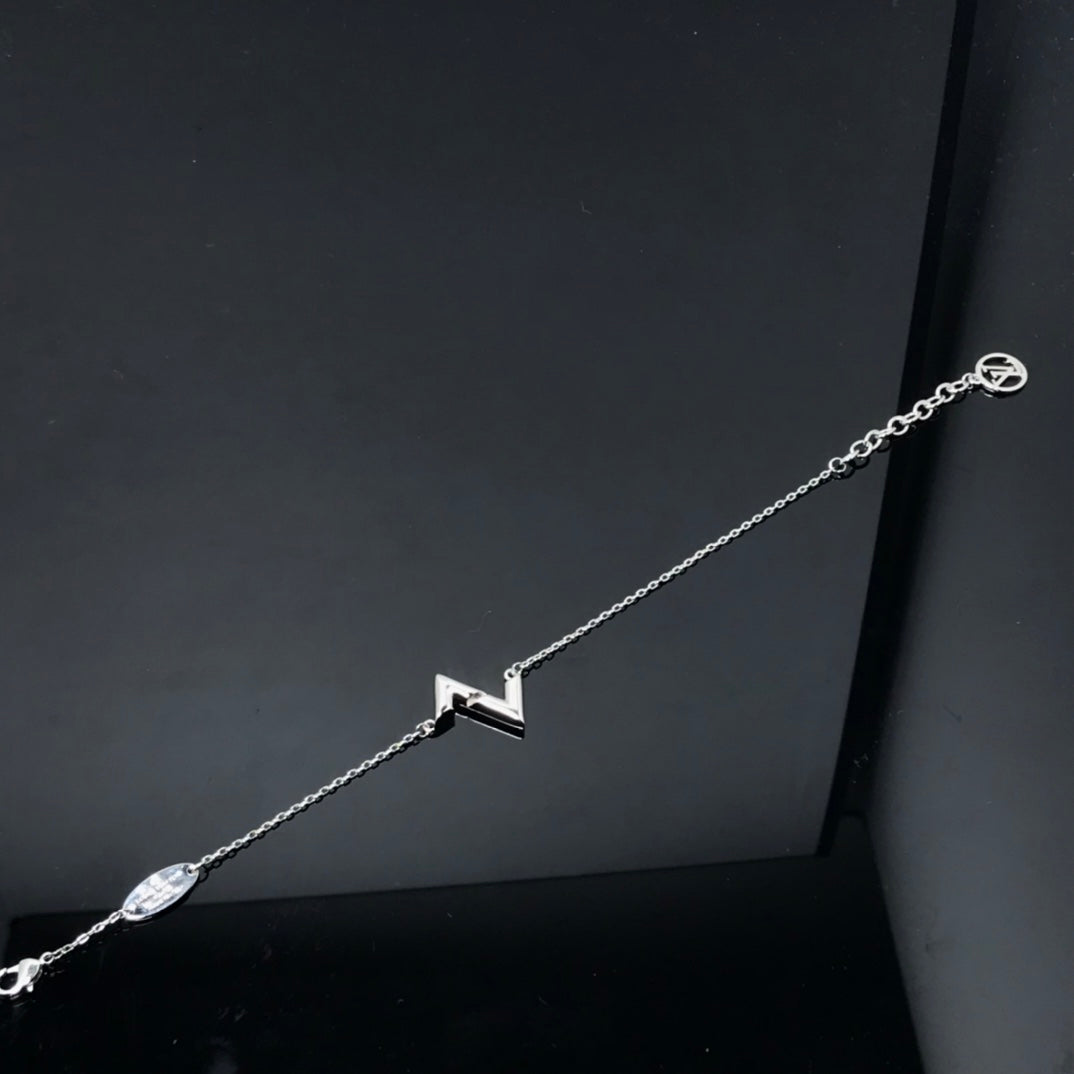 [Amore]VOLT LV LOGO BRACELET