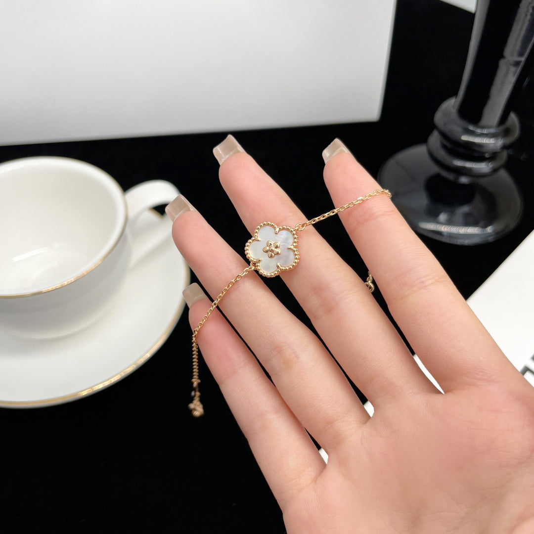 [Amore]LUCKY SPRING ROSE GOLD MOP BRACELET