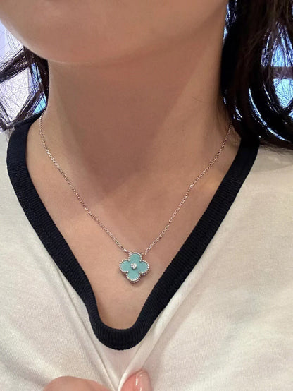 [Amore]CLOVER 1 DIAMOND LIGHT BLUE SILVER NECKLACE