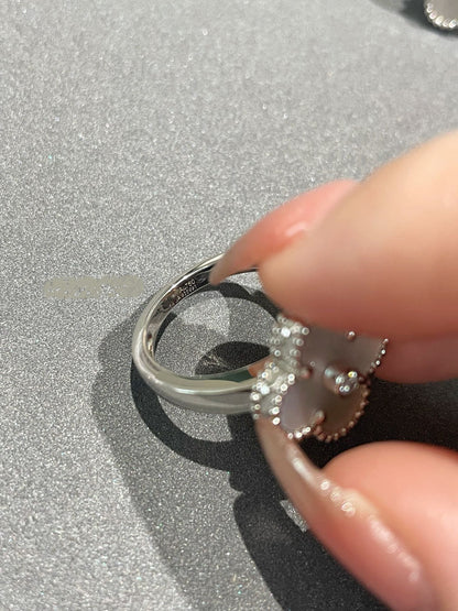 [Amore]CLOVER SILVER MOP DIAMOND RING