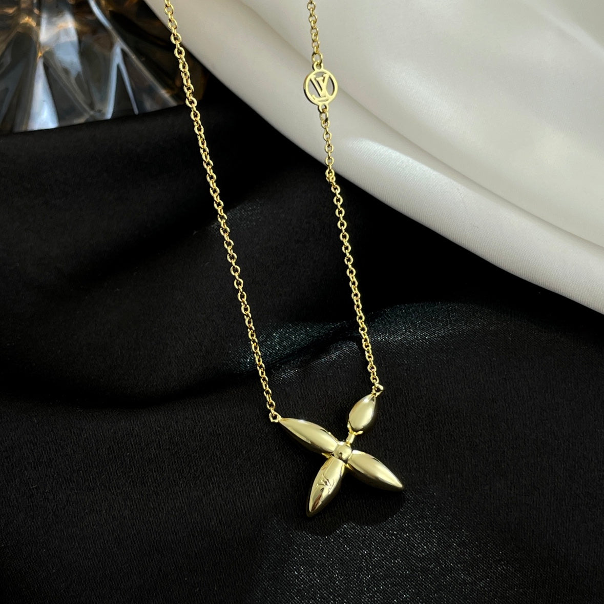 [Amore]LOUISETTE GOLD NECKLACE