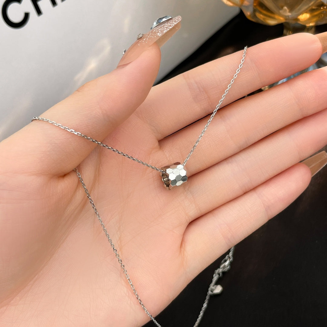 [Amore]BEE MINI NECKLACE
