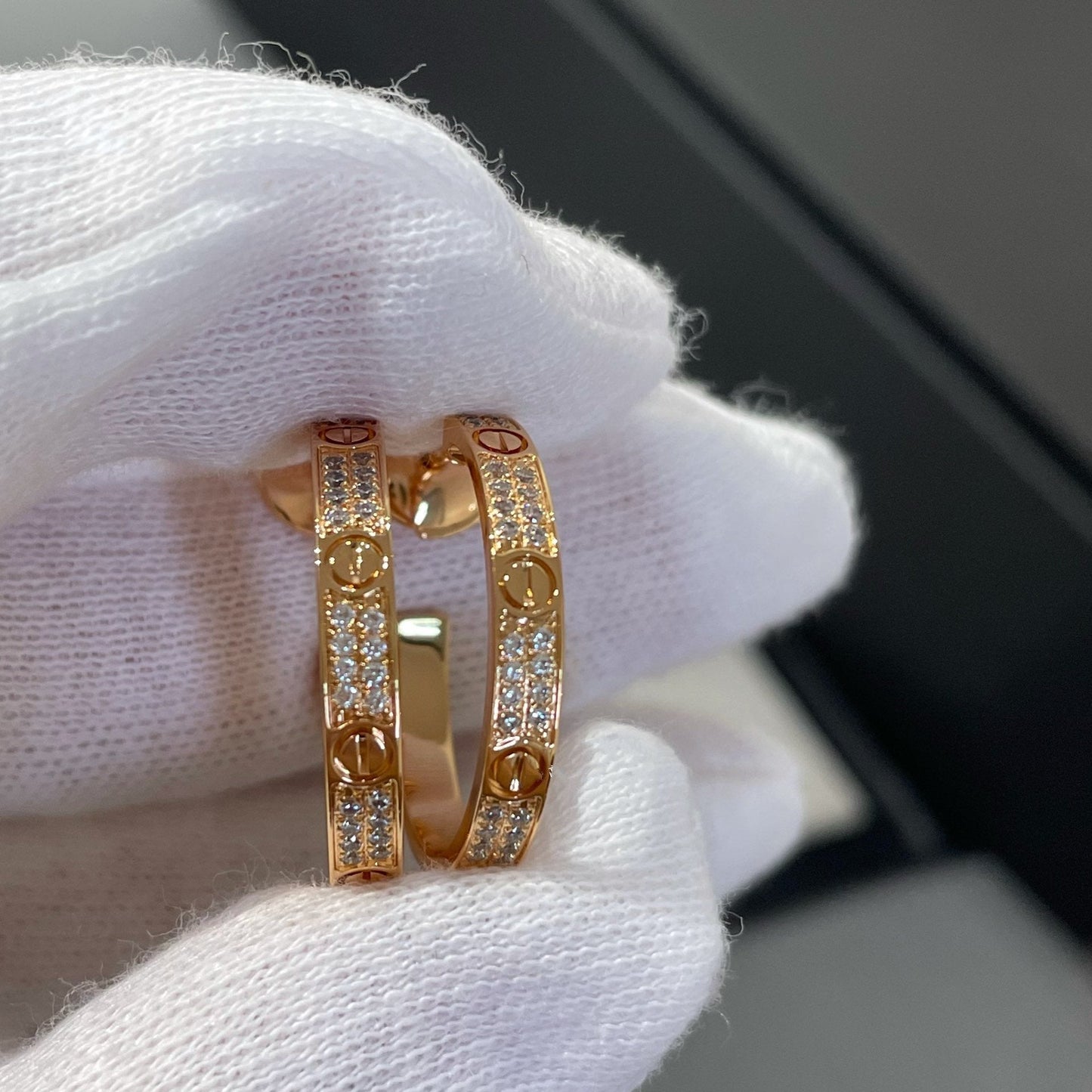 [Amore]LOVE DIAMOND PINK GOLD HOOP EARRINGS