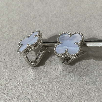 [Amore]CLOVER CHALCEDONY SILVER STUD EARRINGS