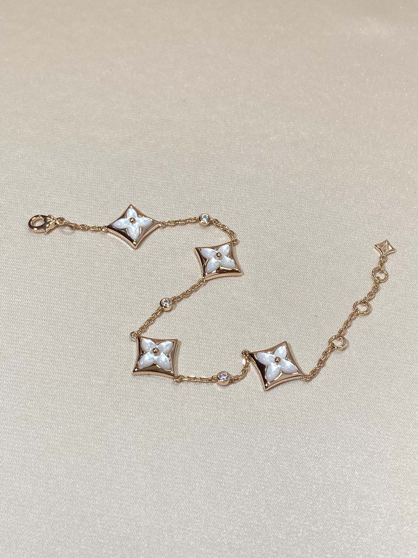 [Amore]STAR 4 MOTIF MOP DIAMOND PINK GOLD BRACELET
