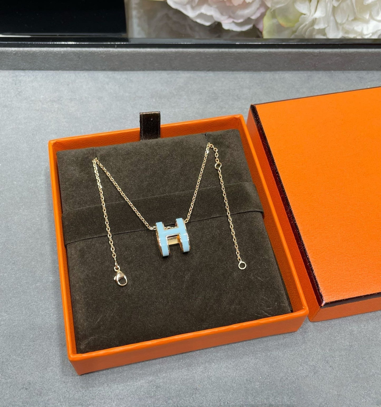 [Amore]POP H SKY BLUE NECKLACE