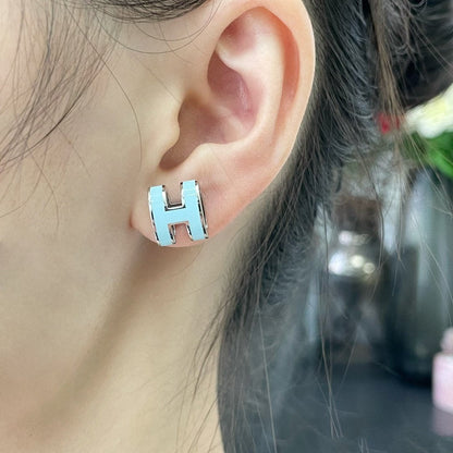 [Amore]POP H SKY BLUE STUD EARRINGS