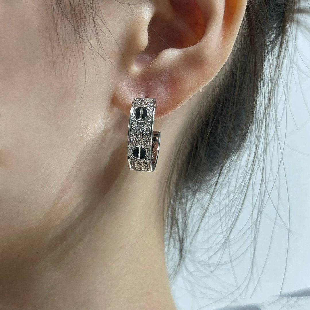 [Amore]LOVE CERAMIC DIAMOND PAVED SILVER EARRINGS